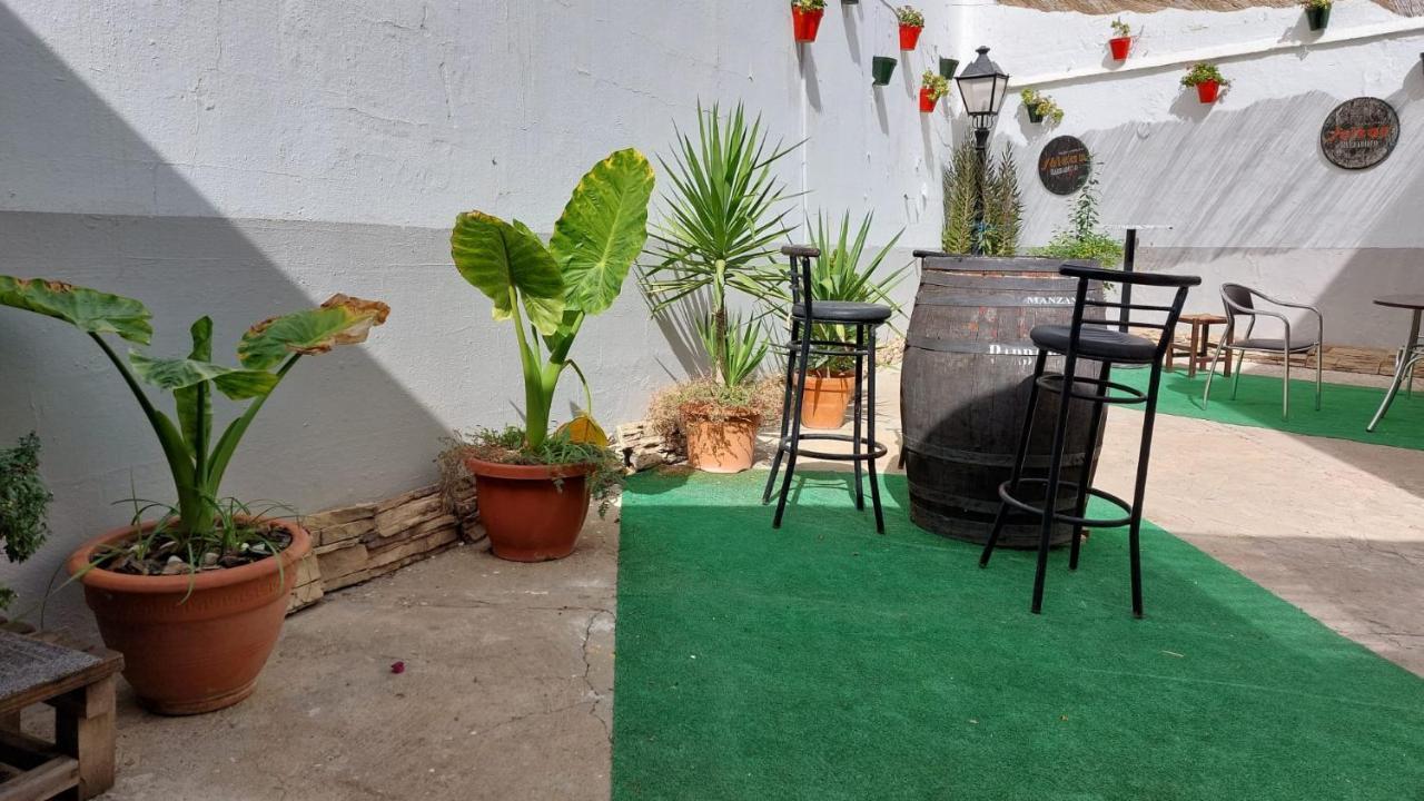Italica Hostel Santiponce Esterno foto