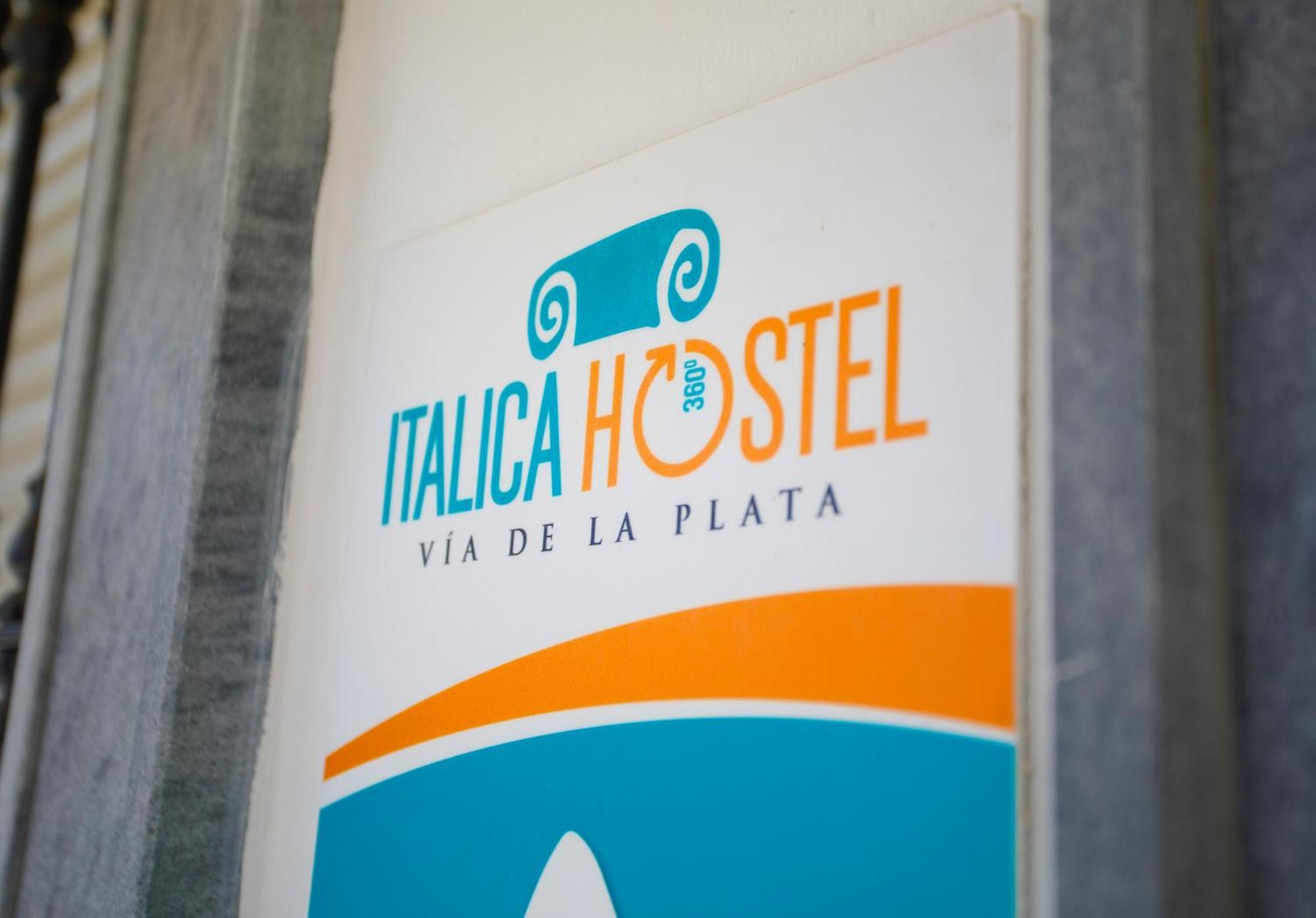 Italica Hostel Santiponce Esterno foto